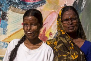 GEETA et NEETU - par Denise NICOLINI - Novembre 2015