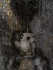 Paroi d’un abri bétonné. Versant est de la crête des Éparges. Secteur de Combres-sous-les-Côtes. - © Jacques Grison