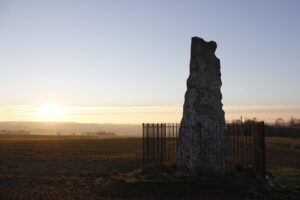 Le menhir de la haute-borne - Didier du Val